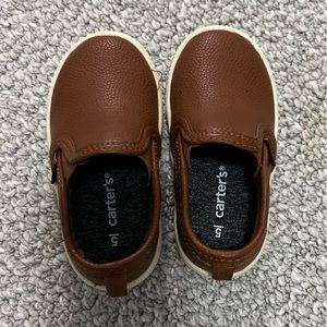 New unworn Carter’s Boys Loafers 5